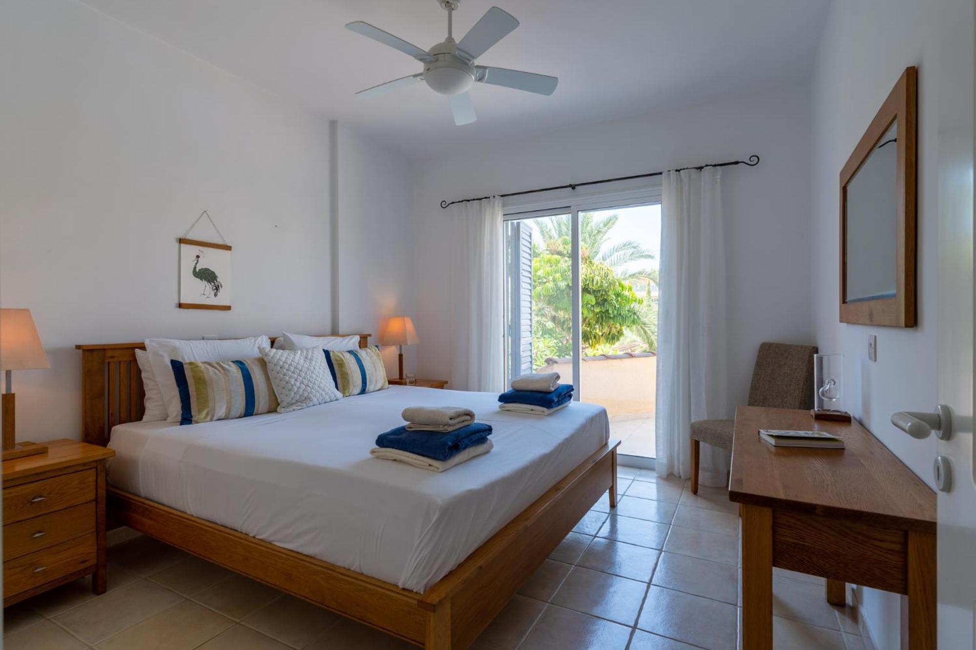 Tropical Paradise In Harbour Paphos, Central & Close To Beach Εξωτερικό φωτογραφία