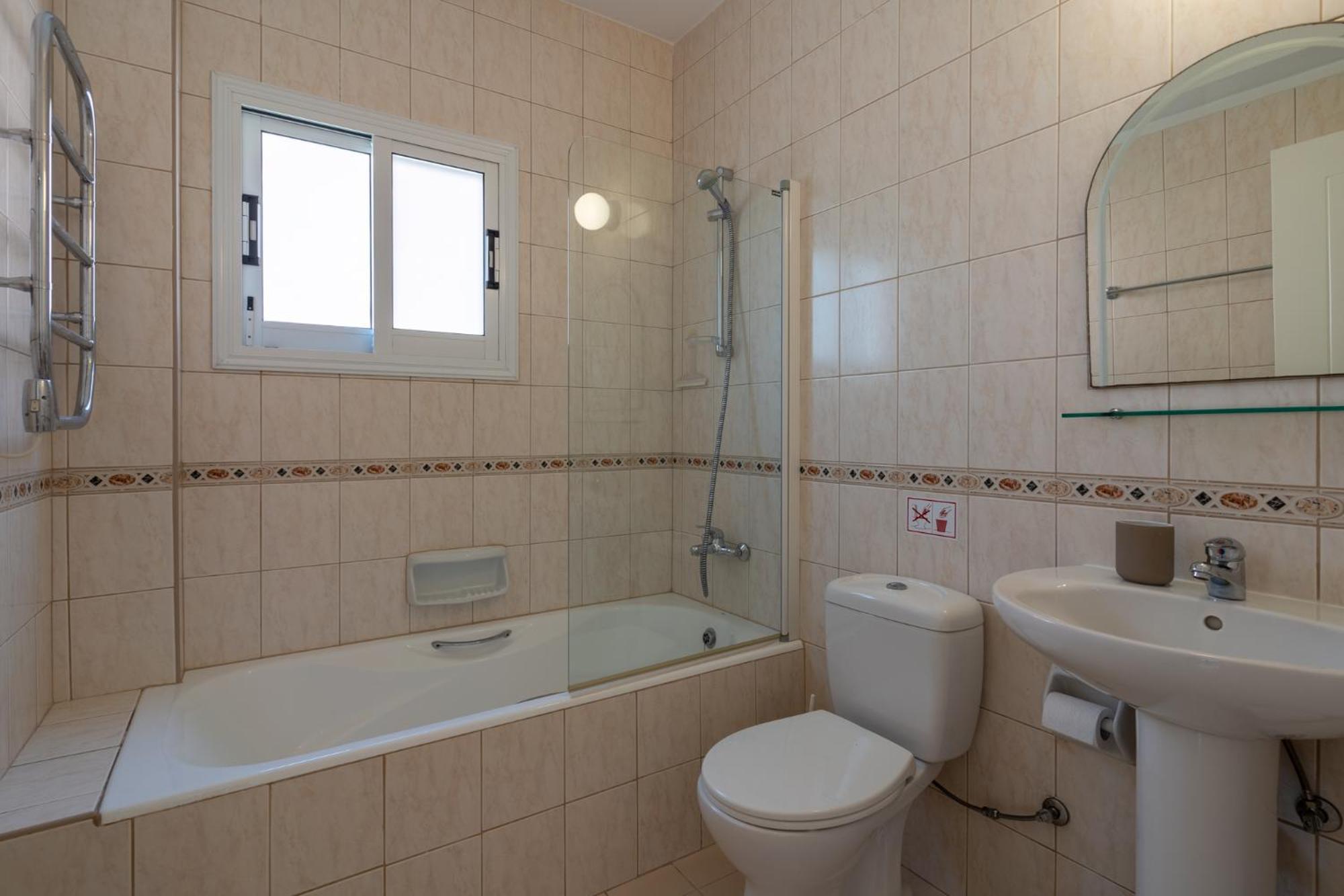 Tropical Paradise In Harbour Paphos, Central & Close To Beach Εξωτερικό φωτογραφία